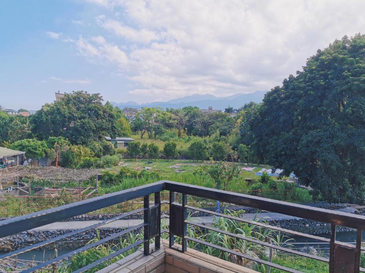 Yilan Beitou No.117 Bed and Breakfast Luodong Eksteriør billede